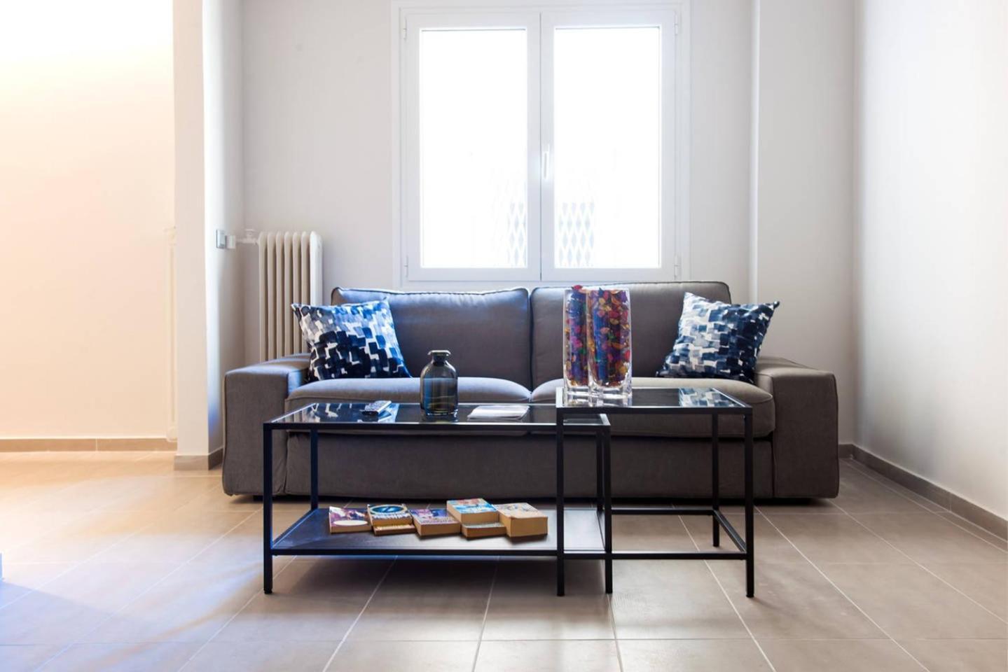 Toni'S Charming Apartment In The Thisseo Station Athen Exterior foto